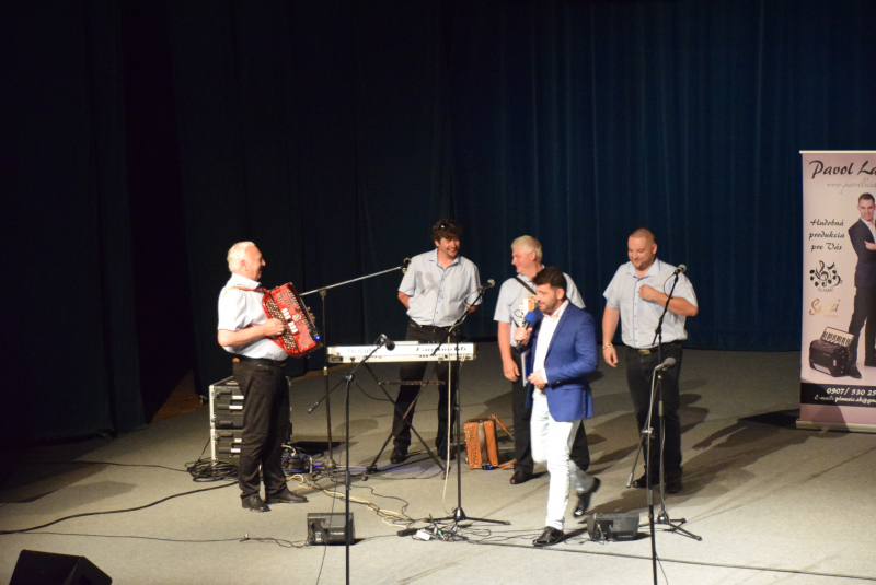Benefičný koncert pre Mirku Chrastinovú trpiacou sklerózou multiplex r. 2017 a 2018
